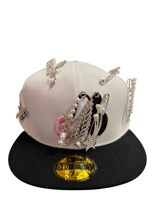 Montreal Bejeweled New Era Fitted Hat Size 7 5/8 White / Pink / Black
