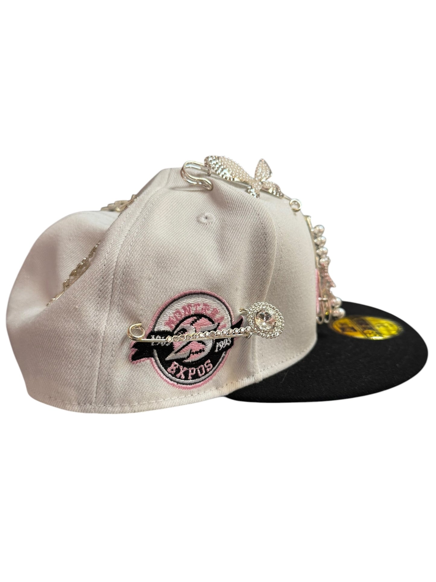 Montreal Bejeweled New Era Fitted Hat Size 7 5/8 White / Pink / Black
