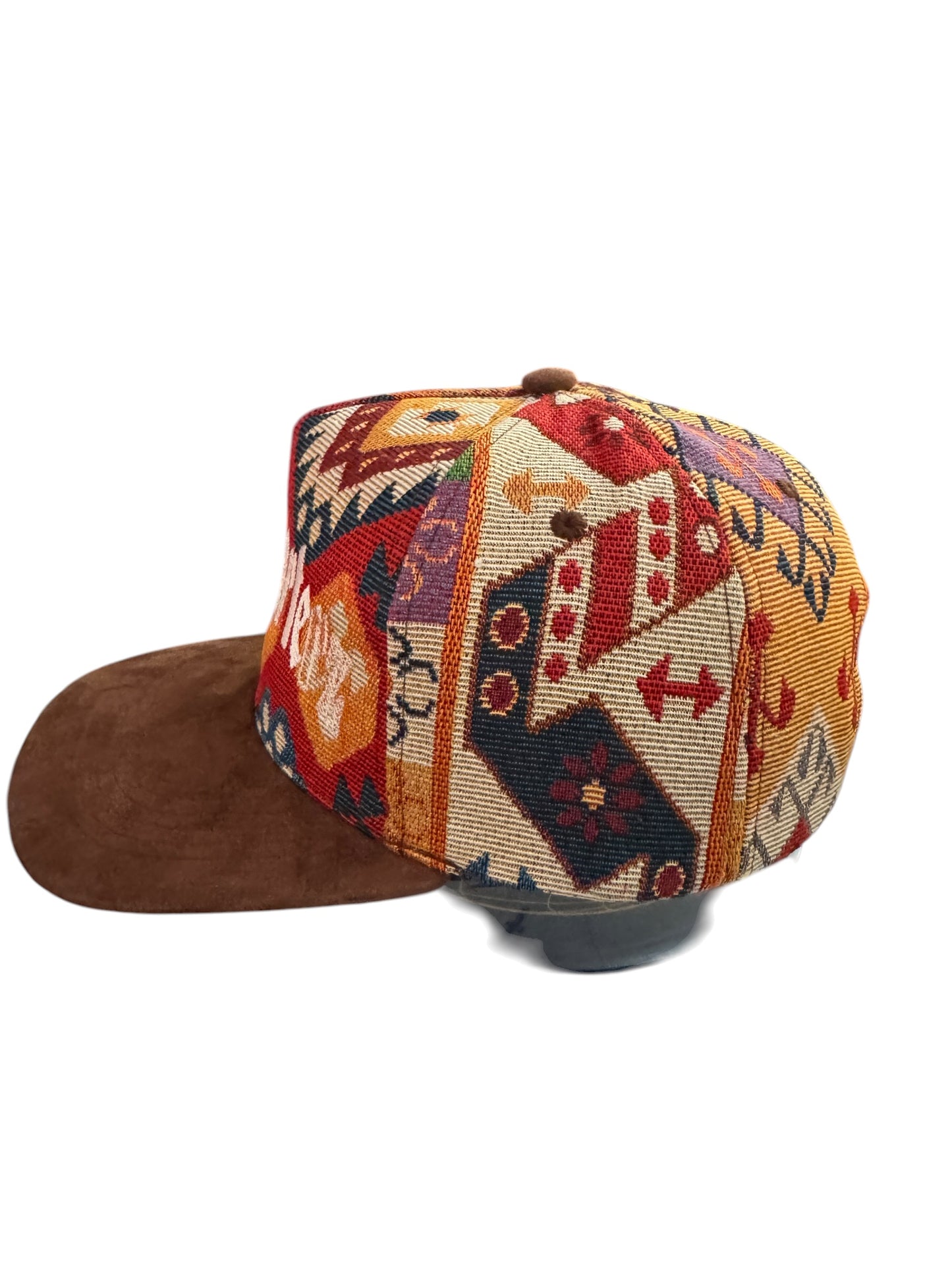 Threadquarterz Script White / Tribal Snapback