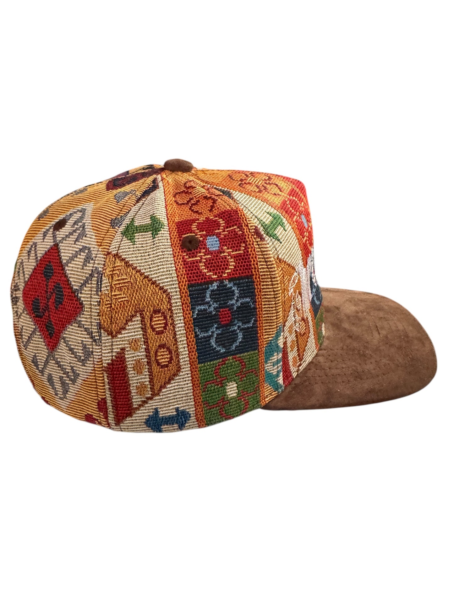 Threadquarterz Script White / Tribal Snapback