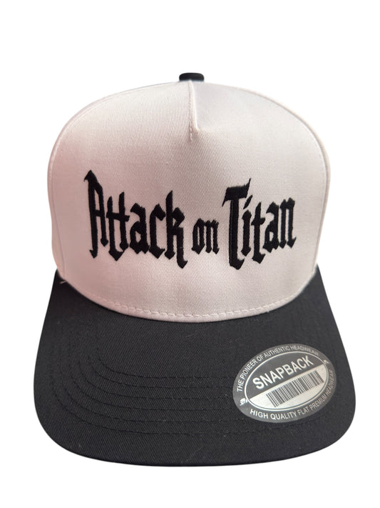 Attack on Titan Snapback Black / White