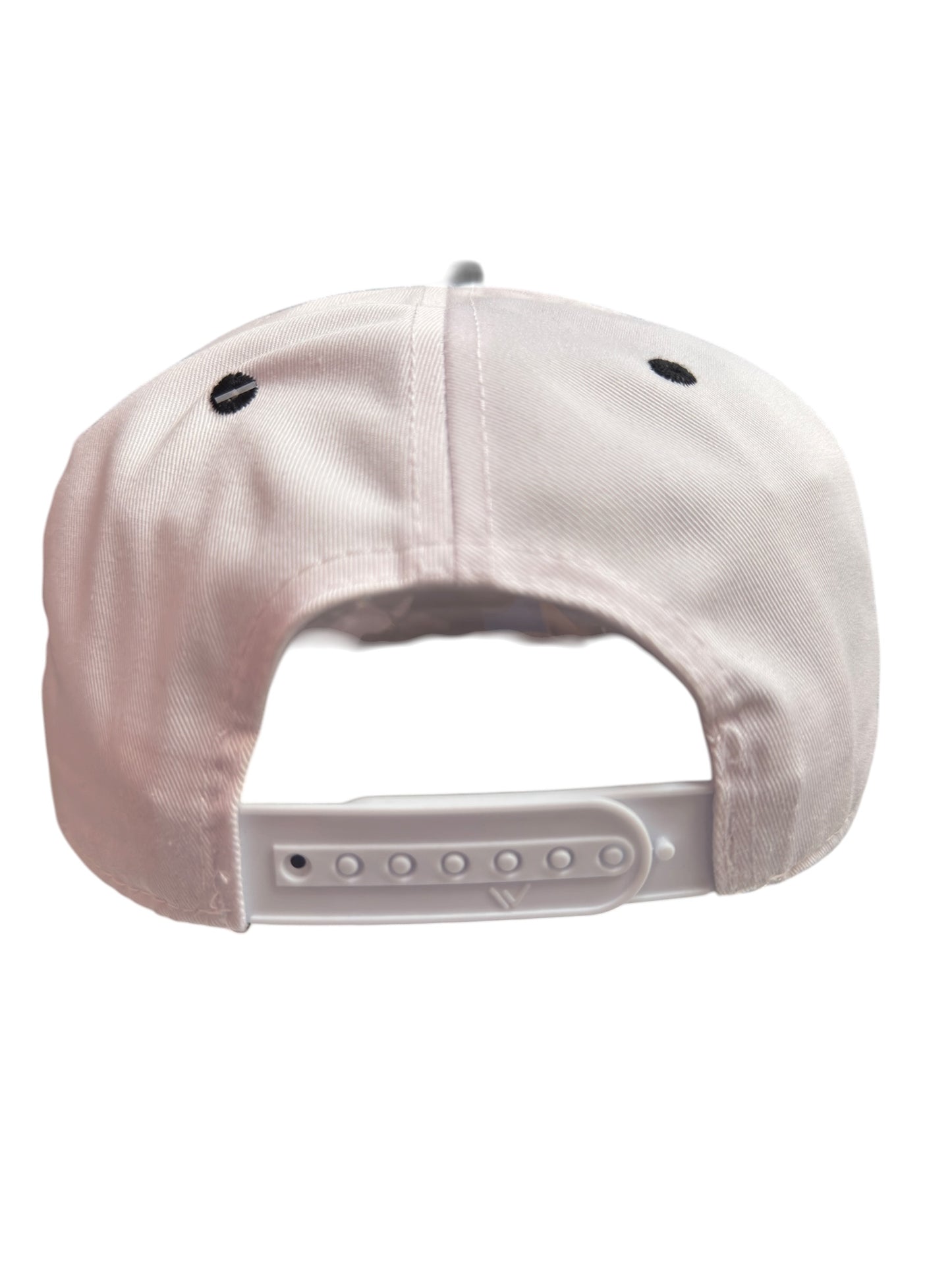 Attack on Titan Snapback Black / White